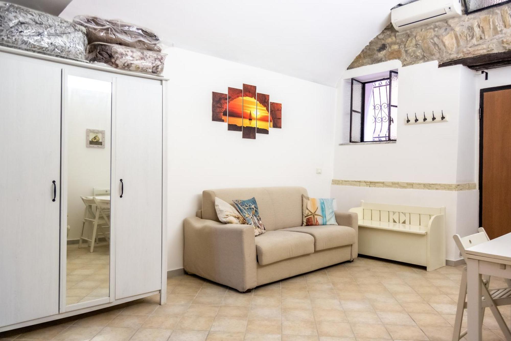 216B - Monolocale Lapigna Sanremo, Centro Storico Apartment Exterior photo