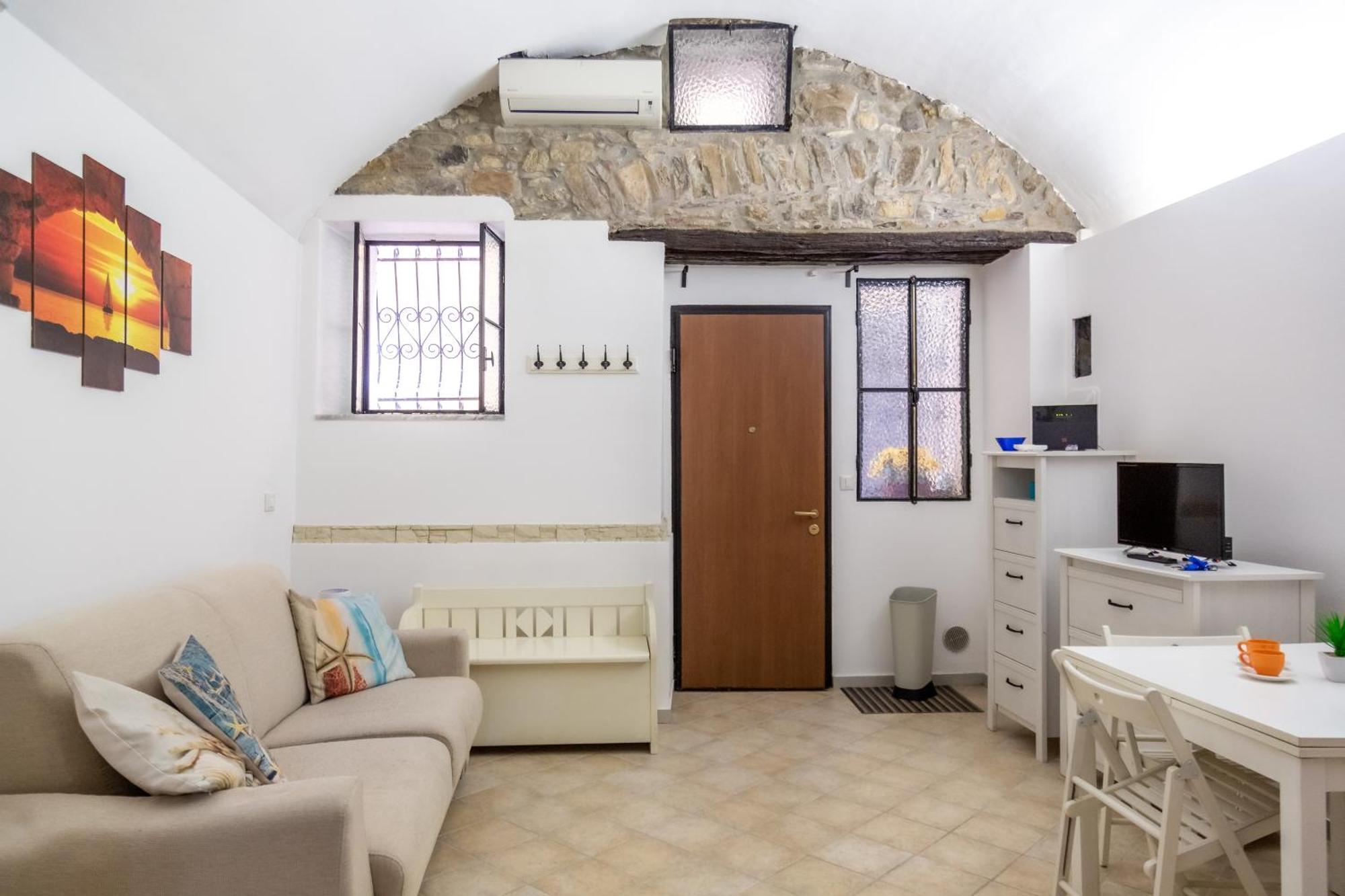 216B - Monolocale Lapigna Sanremo, Centro Storico Apartment Exterior photo